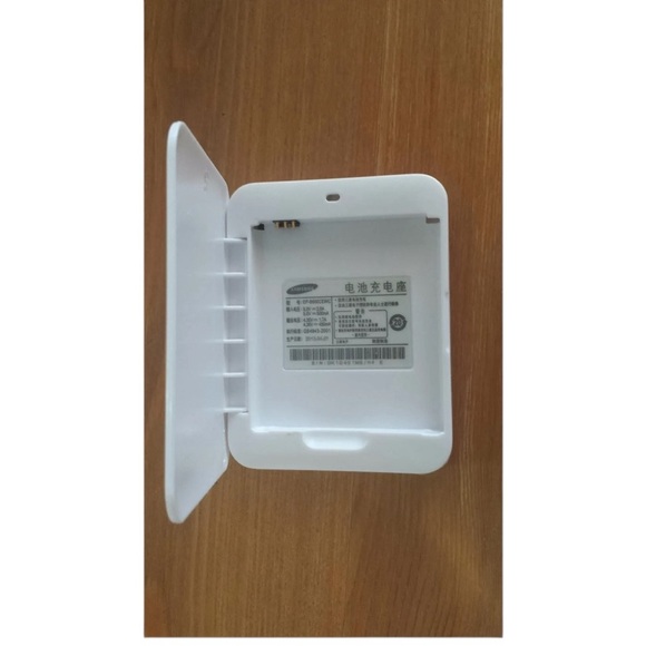 Samsung Galaxy S4 Spare Battery Charger - Picture 5 of 7